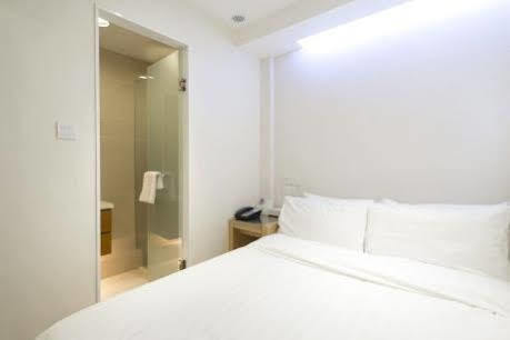 Hotel Pandora Tsim Sha Tsui  ภายนอก รูปภาพ
